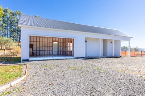 Photo of property in 724 Porangahau Road, Waipukurau, 4282