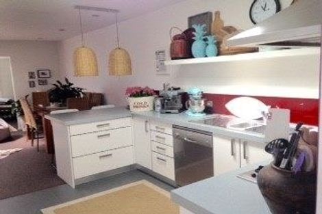 Photo of property in 3/17a Church Street, Devonport, Auckland, 0624