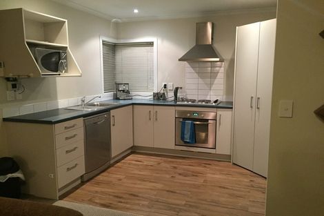 Photo of property in 3/66 Kawaha Point Road, Kawaha Point, Rotorua, 3010