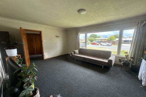 Photo of property in 1 Liston Crescent, Hillcrest, Hamilton, 3216