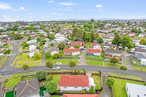 Photo of property in 1/24 Kennington Drive, Clendon Park, Auckland, 2103