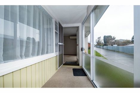 Photo of property in 1-11/94 Avenue Road, West End, Timaru, 7910