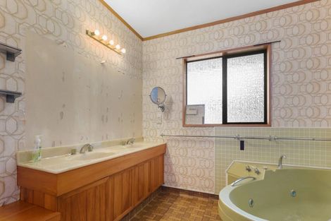 Photo of property in 29 Omokoroa Road, Omokoroa, 3114