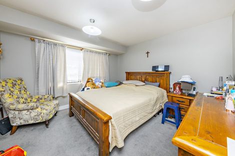 Photo of property in 123 Wattle Farm Road, Wattle Downs, Auckland, 2103