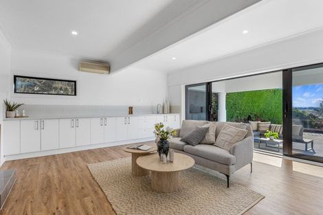 Photo of property in 8 Happy Home Road, Westmorland, Christchurch, 8025