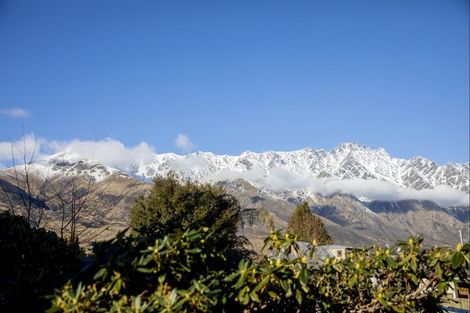Photo of property in 4 Kawarau Place, Frankton, Queenstown, 9300