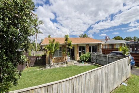 Photo of property in 1/34 Walton Street, Red Beach, 0932