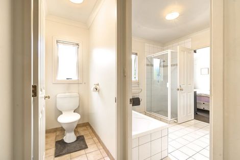 Photo of property in 126 Collins Road, Melville, Hamilton, 3206