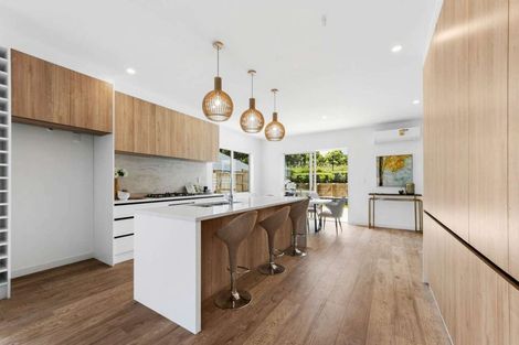 Photo of property in 25 Reserva Crescent, Kumeu, 0810