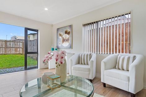 Photo of property in 3 Magnolia Place, Flat Bush, Auckland, 2016