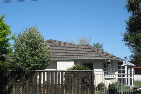Photo of property in 209 Grimseys Road, Redwood, Christchurch, 8051