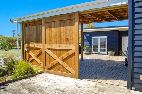 Photo of property in 1470 Oneriri Road, Kaiwaka, 0573