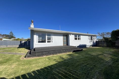 Photo of property in 21 Manu Crescent, Upper Vogeltown, New Plymouth, 4310