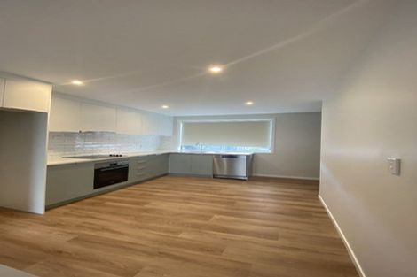 Photo of property in 21 Pukakaho Lane, Papatoetoe, Auckland, 2025