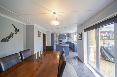 Photo of property in 11 Matai Place, Hawera, 4610