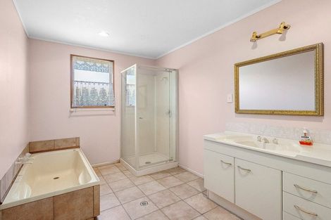 Photo of property in 130 Mount Iron Drive, Wanaka, 9305