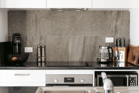 Photo of property in 73 Bert Wall Drive, Omokoroa, 3114