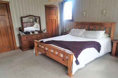 Photo of property in 2 King Street, Dannevirke, 4930