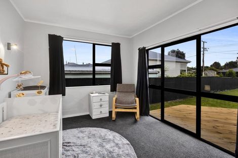 Photo of property in 38 Hunter Street, Hawera, 4610