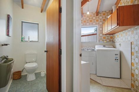 Photo of property in 9 Constable Road, Waiuku, 2123