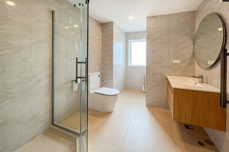 Photo of property in 16 Te Kaapia Road, Papakura, 2110