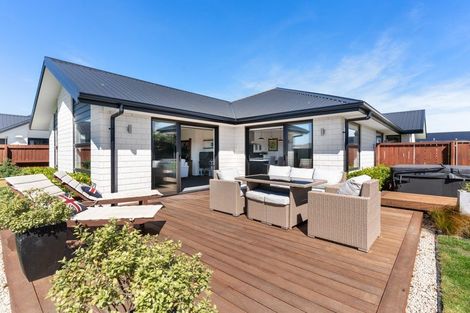 Photo of property in 19 Whincops Road, Halswell, Christchurch, 8025