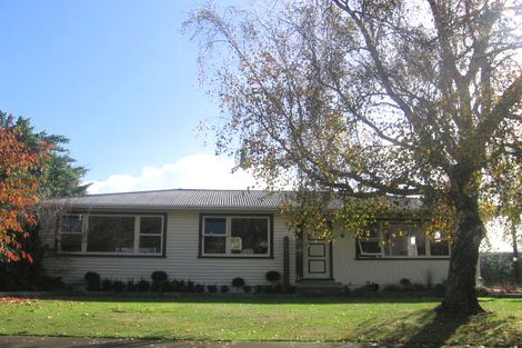 Photo of property in 29 Sutherland Crescent, Westbrook, Palmerston North, 4412