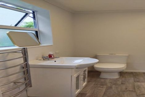 Photo of property in 12 Mataroa Avenue, Northland, Wellington, 6012