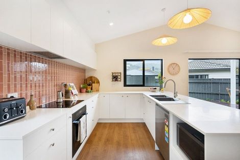 Photo of property in 6a Rudyard Crescent, Johnsonville, Wellington, 6037