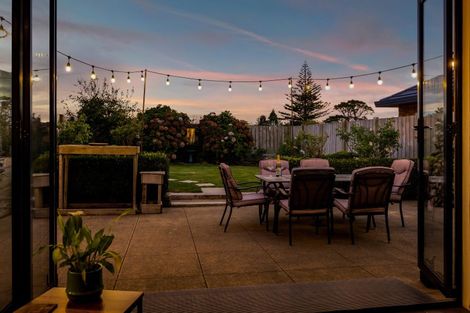 Photo of property in 35 Maire Street, Hawera, 4610