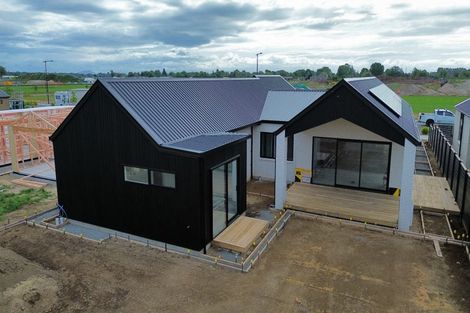 Photo of property in 72 Hugo Shaw Drive, Cambridge, 3434