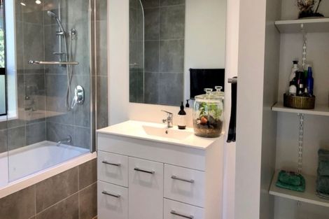 Photo of property in 128 Newcastle Road, Dinsdale, Hamilton, 3204