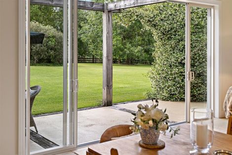 Photo of property in 5 Dysart Lane, Kumeu, 0891