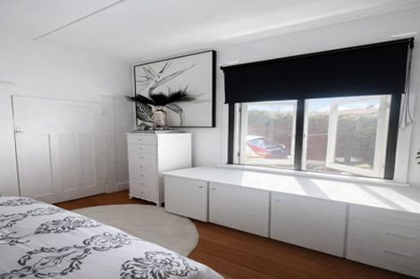 Photo of property in 13 Chester Street, Waverley, 4510