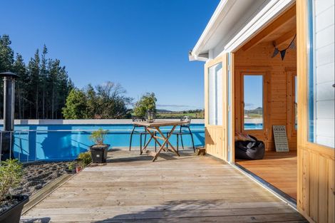 Photo of property in 6 Quarry Hills Fortification Road, Quarry Hills, Tokanui, 9884
