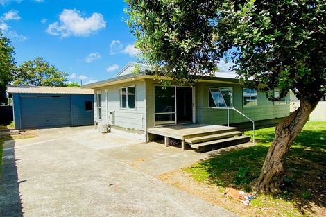 Photo of property in 2/17 Onslow Road, Papakura, 2110