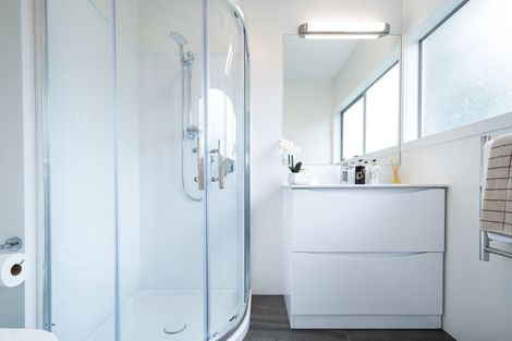 Photo of property in 182 Kauri Road, Whenuapai, Auckland, 0618