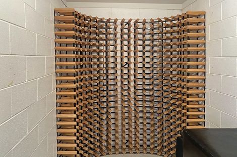 Photo of property in 19 St Aubyn Street, Devonport, Auckland, 0624