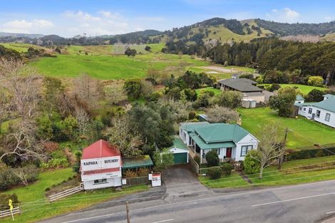 Photo of property in 952 Kaipara Flats Road, Kaipara Flats, Warkworth, 0981