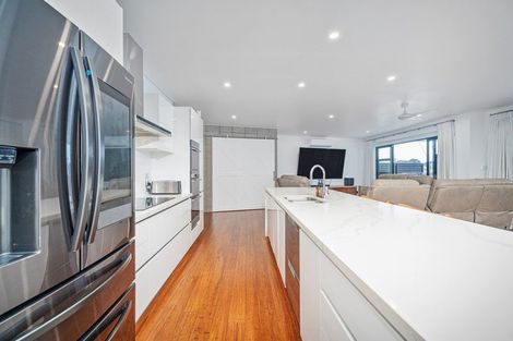 Photo of property in 16/6 The Marina, Tairua, 3508