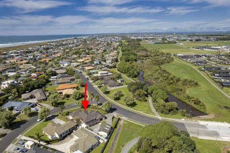 Photo of property in 1 Corinth Grove, Papamoa Beach, Papamoa, 3118