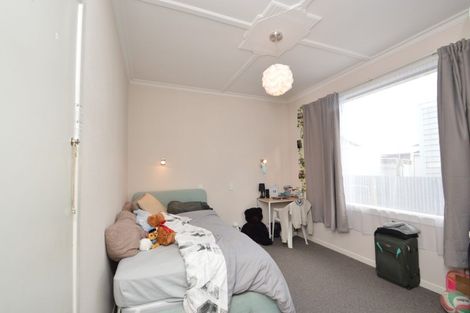 Photo of property in 235 Princes Street, Strathern, Invercargill, 9812