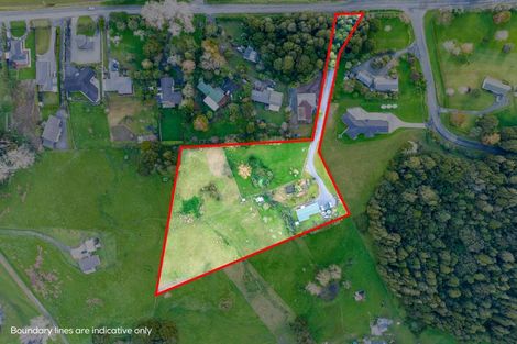 Photo of property in 105 Gorge Road, Maungaturoto, 0520