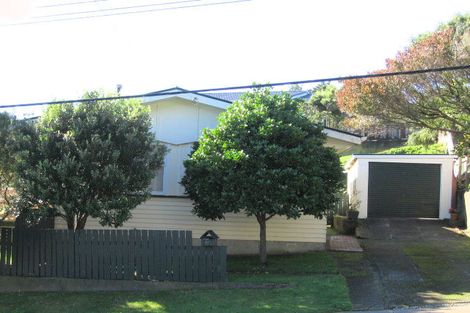 Photo of property in 81 Beazley Avenue, Paparangi, Wellington, 6037