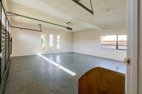 Photo of property in 7 Edgewater Grove, Whakatane, 3120