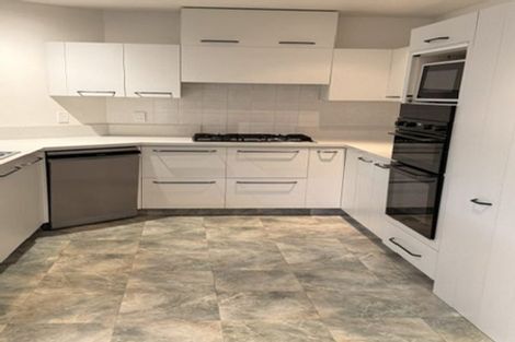 Photo of property in 114 Mccormacks Bay Road, Mount Pleasant, Christchurch, 8081