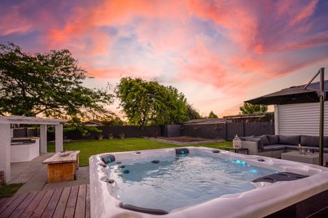 Photo of property in 75 Ayers Street, Rangiora, 7400