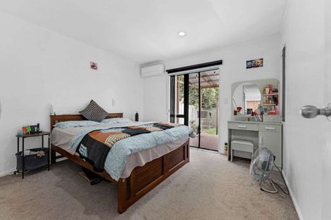 Photo of property in 82 Malaspina Place, Papatoetoe, Auckland, 2025