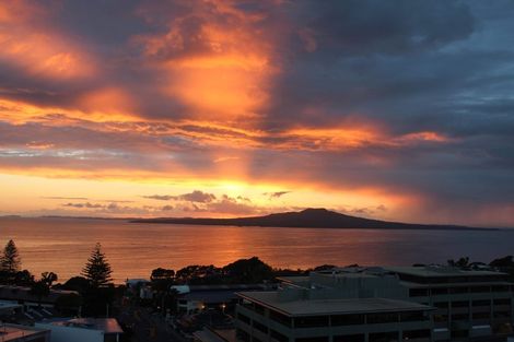 Photo of property in Sentinel Apartments, 1402/3 Northcroft Street, Takapuna, Auckland, 0622