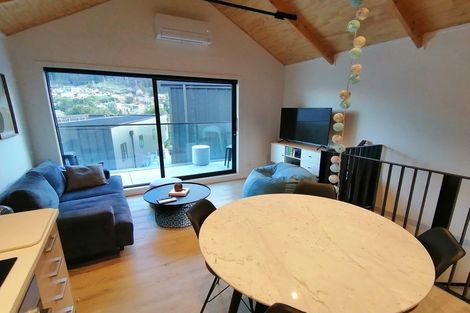 Photo of property in The Alex Apartments, 8/135a Hallenstein Street, Queenstown, 9300